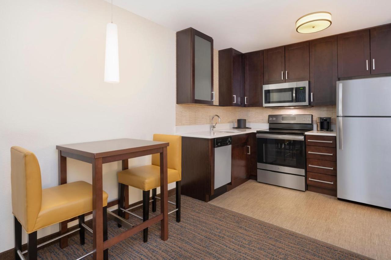 Residence Inn By Marriott Boston Bridgewater Raynham Экстерьер фото