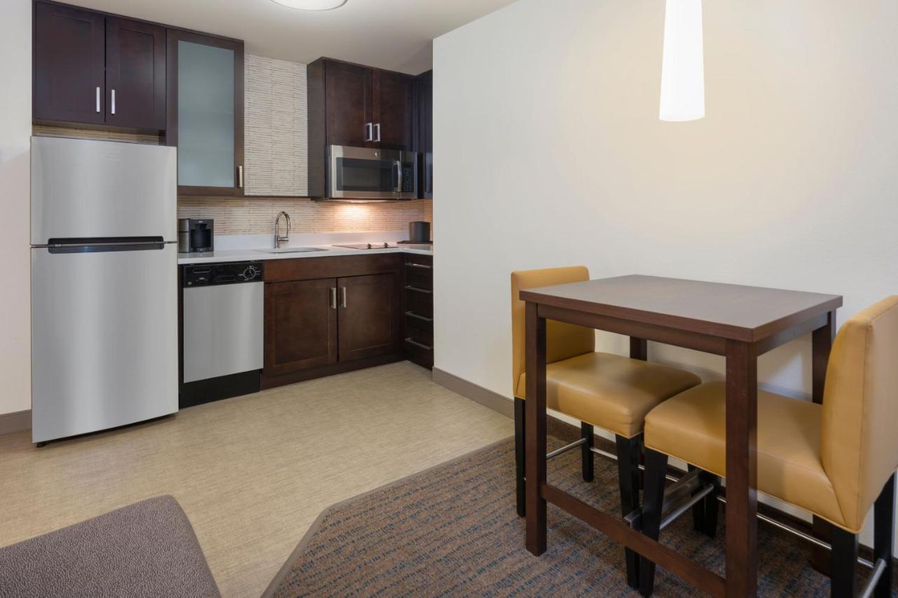 Residence Inn By Marriott Boston Bridgewater Raynham Экстерьер фото